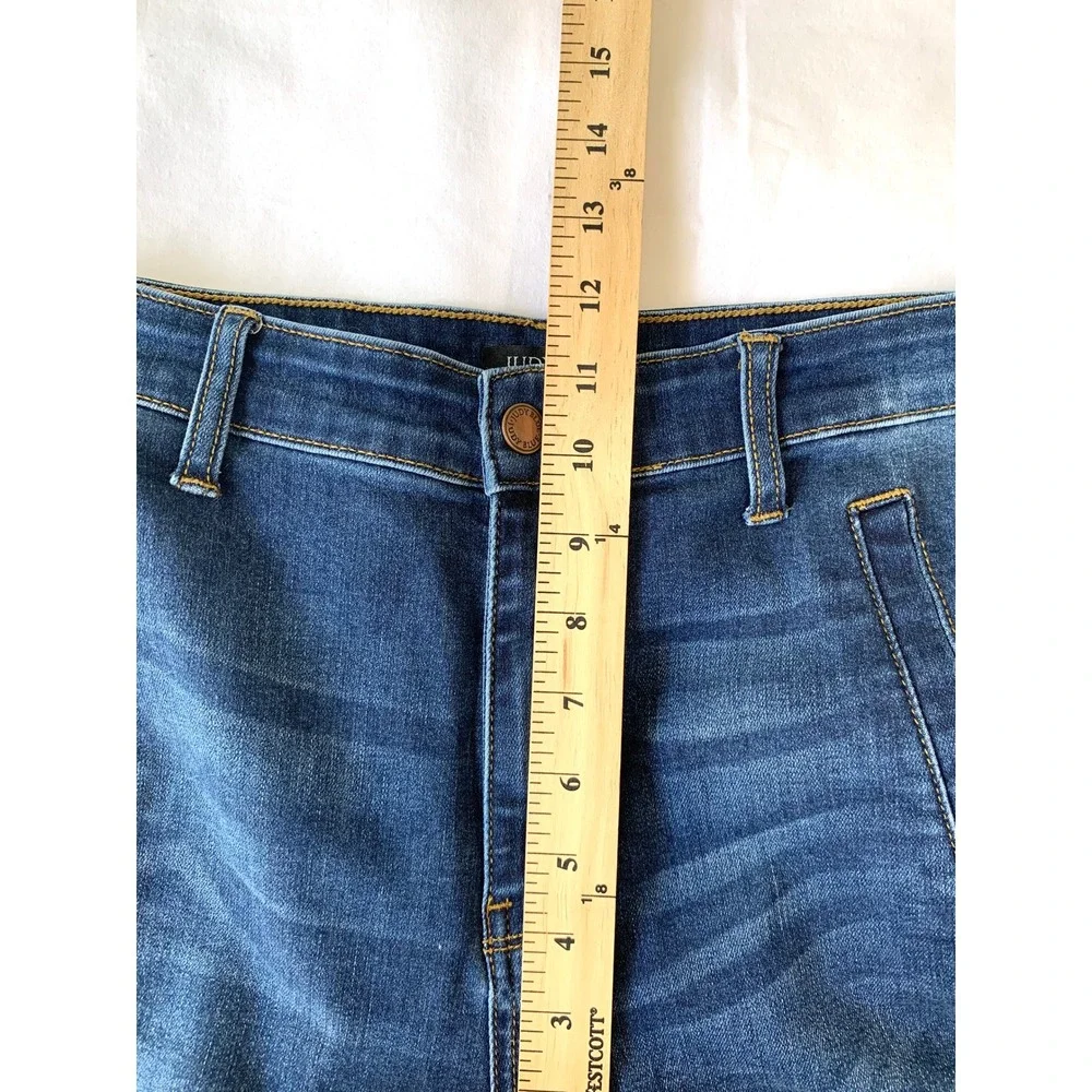Judy Blue Flare Front Side Welt Pockets Jeans 13/31 Inseam 32